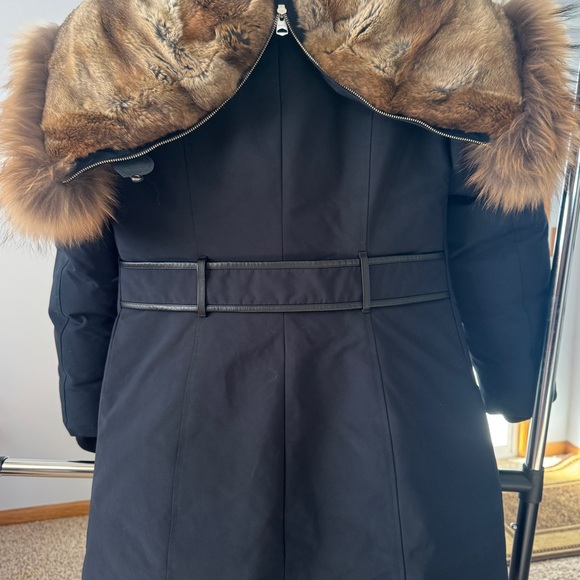 TRISH Powder Touch down coat with natural fur
Signature Mackage Collar - Picture 8 of 10